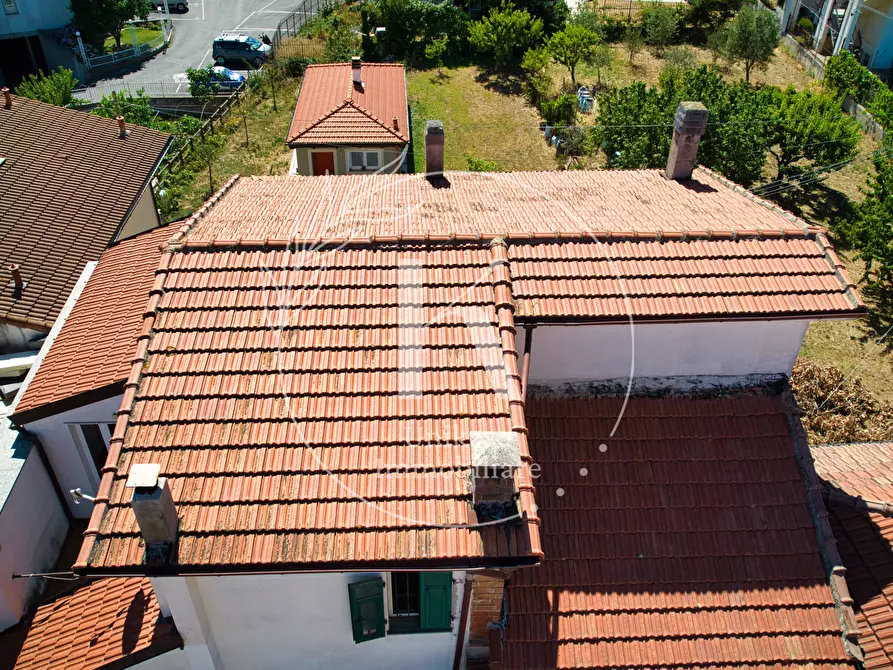 Immagine 1 di Terratetto in vendita  in Via Piave 188 a Vado Ligure
