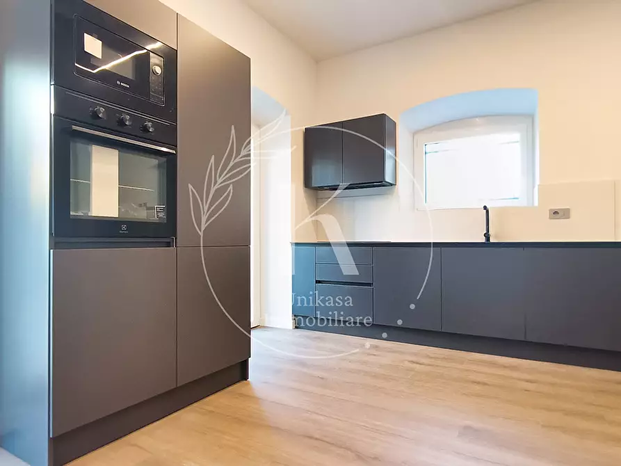 Immagine 10 di Trilocale in vendita  in Via Monturbano a Savona