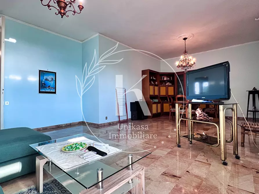 Immagine 11 di Pentalocale in vendita  in Corso Vittorio Veneto 54 a Savona