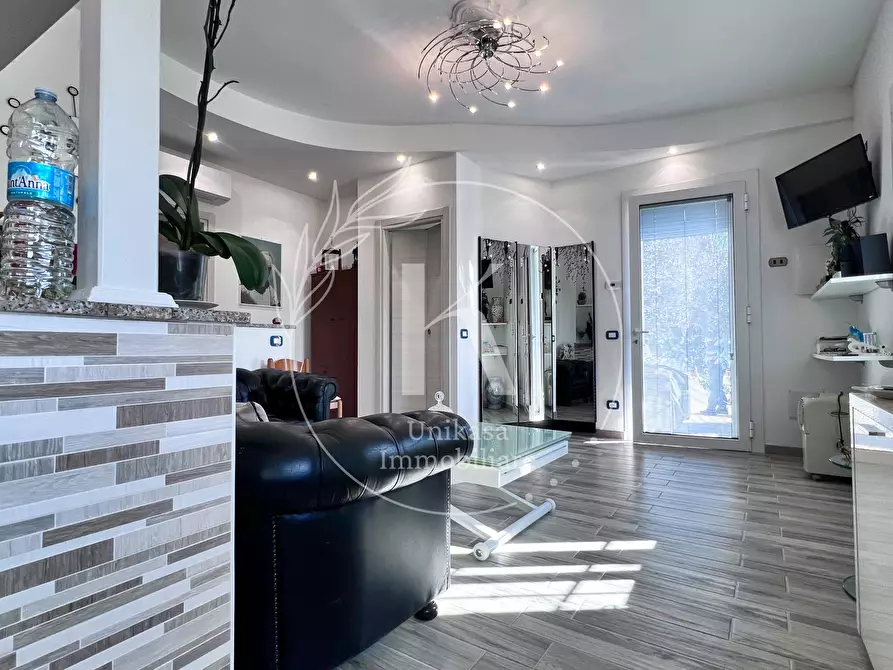 Immagine 10 di Villetta a schiera in vendita  in Via Vilmar 1 a Vezzi Portio