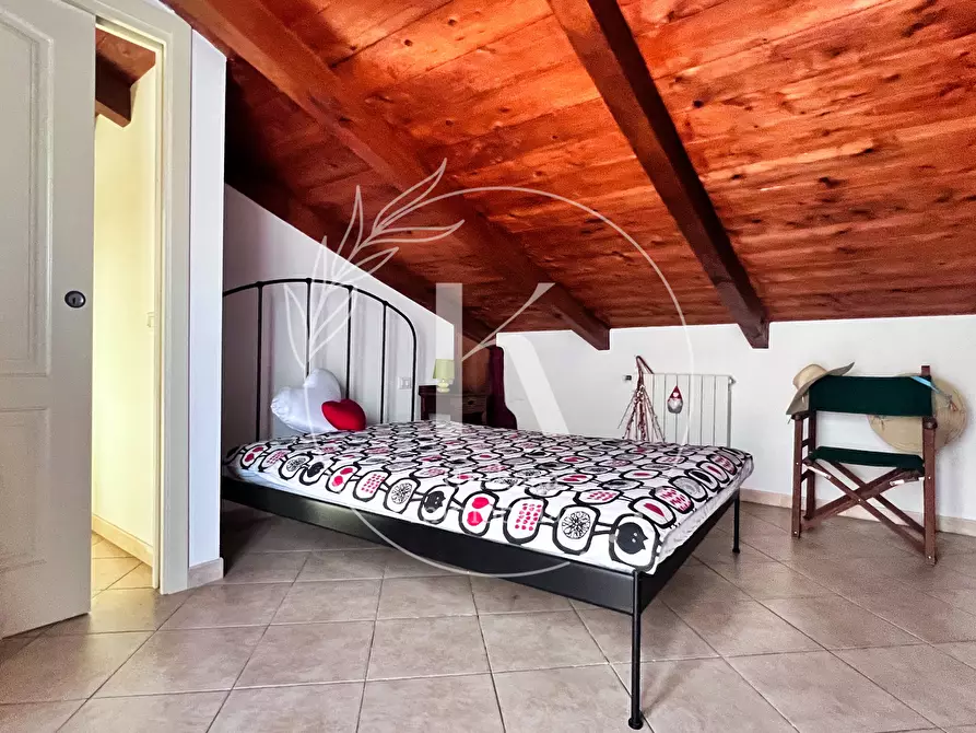 Immagine 39 di Villa in vendita  in Via per Calice a Finale Ligure