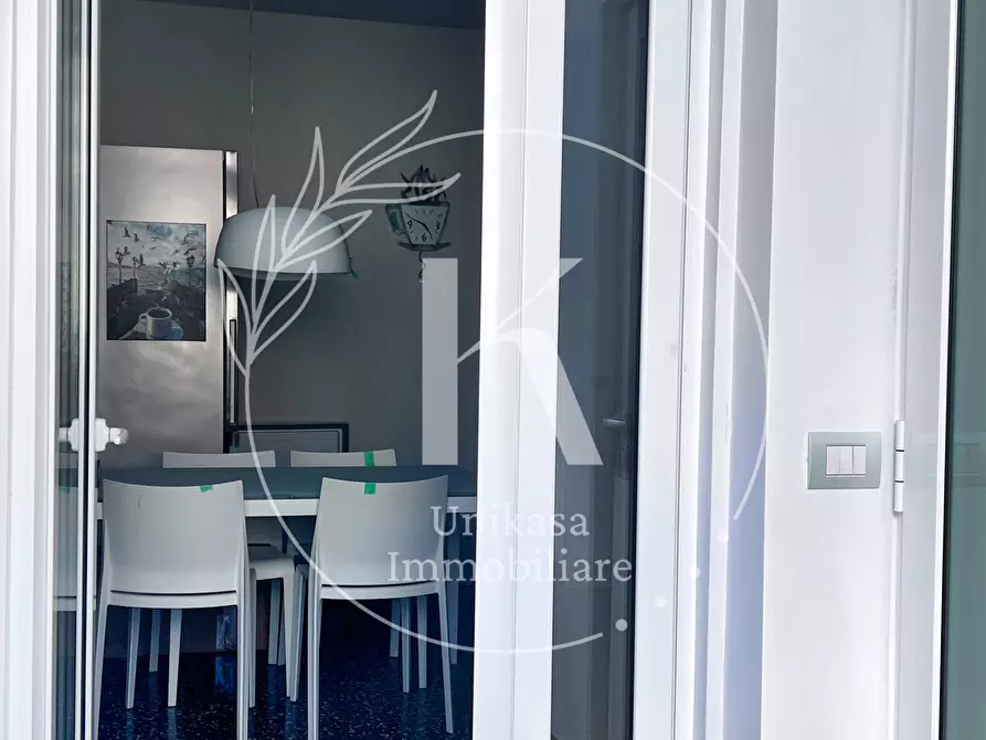 Immagine 15 di Pentalocale in vendita  in Via XX Settembre 21 a Savona