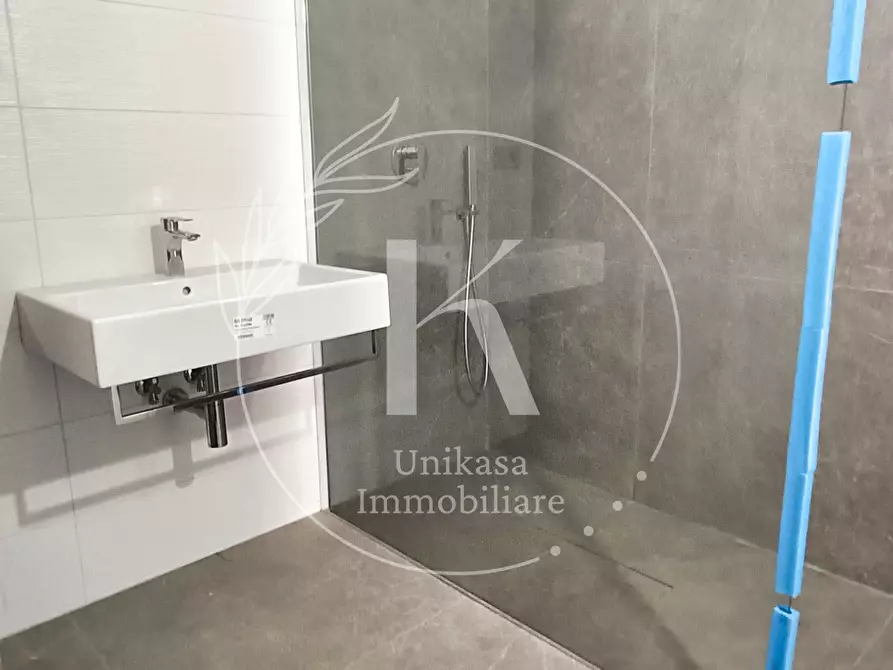 Immagine 21 di Trilocale in vendita  in Via Monturbano a Savona