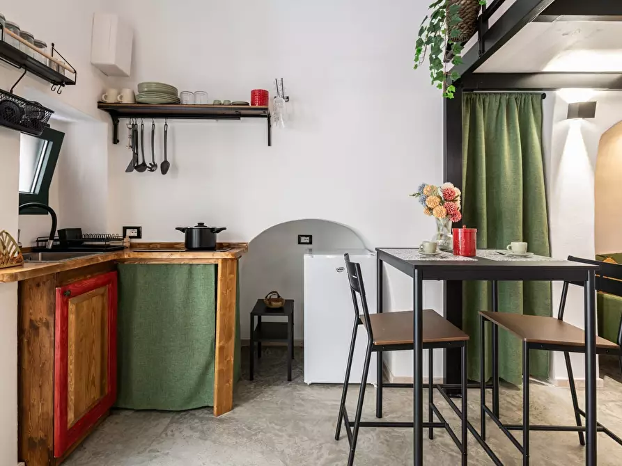 Immagine 2 di Casa indipendente in vendita  in Via Matteo Renato Imbriani a Ostuni