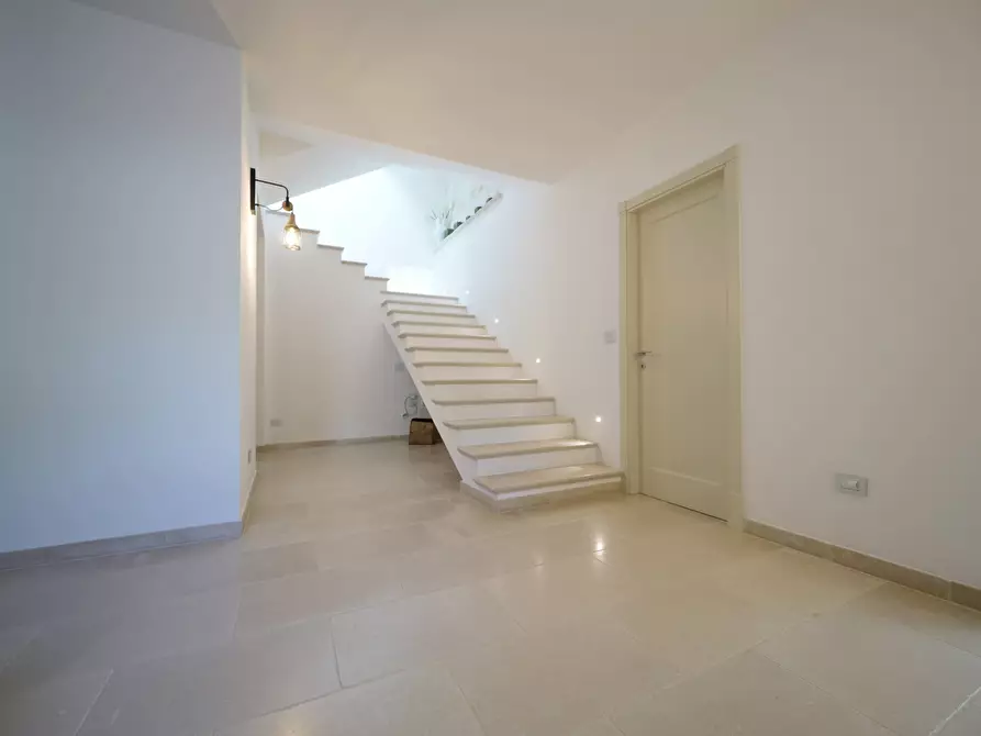 Immagine 45 di Villa in vendita  in SP29 31 a Ostuni