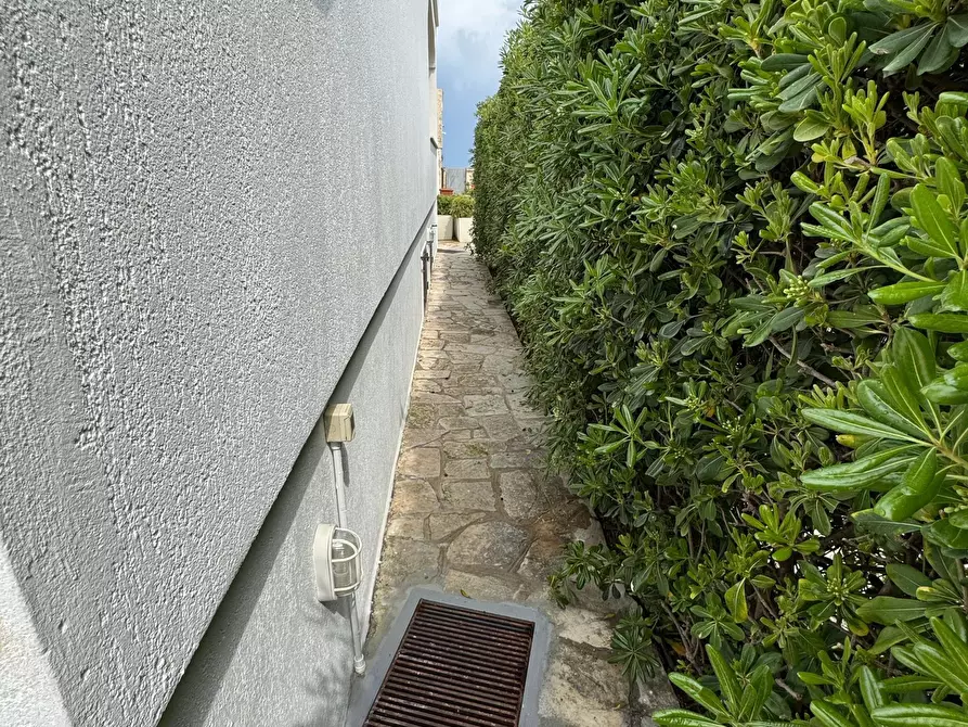 Immagine 39 di Villa in vendita  in Piazza dell' Angelo a Ostuni