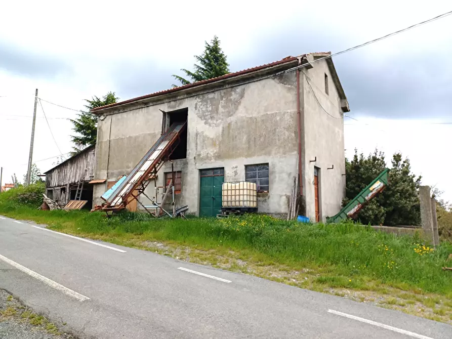 Immagine 9 di Casa indipendente in vendita  in Frazione Cimaferle 34 a Ponzone