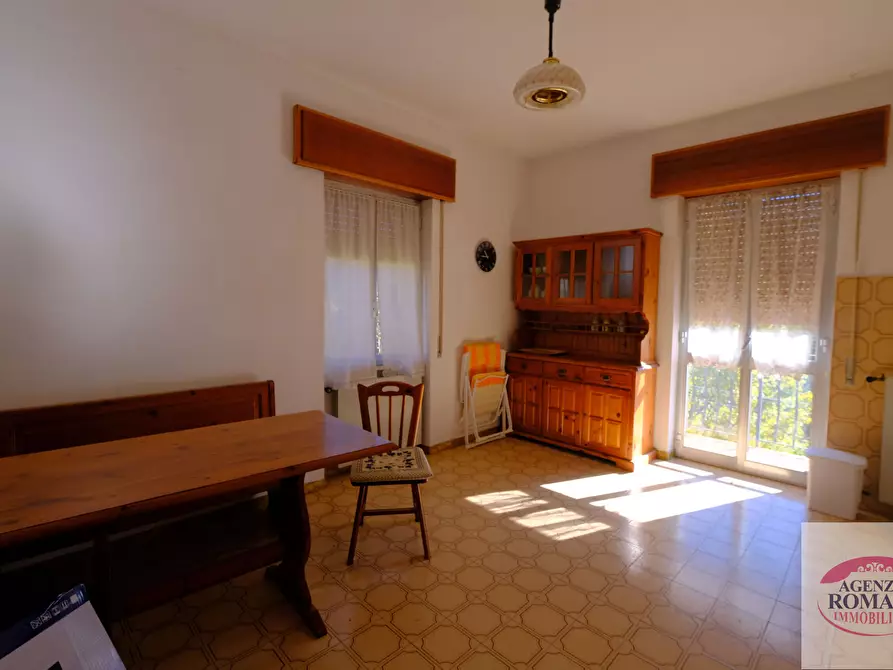 Immagine 30 di Casa indipendente in vendita  a Urbe