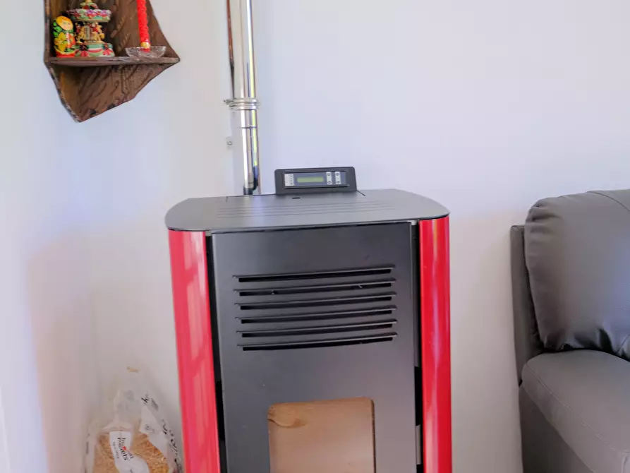 Immagine 18 di Trilocale in vendita  in Localita' Molana 27 a Sassello