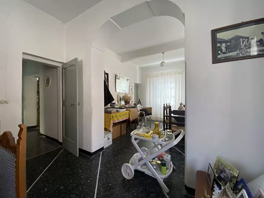Immagine 35 di Palazzo in vendita  in Via Stefano Ramorino 3 a Urbe