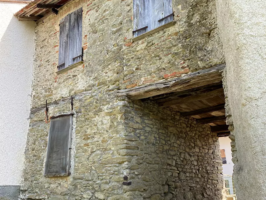 Immagine 3 di Rustico / casale in vendita  in Frazione Garini a Cartosio