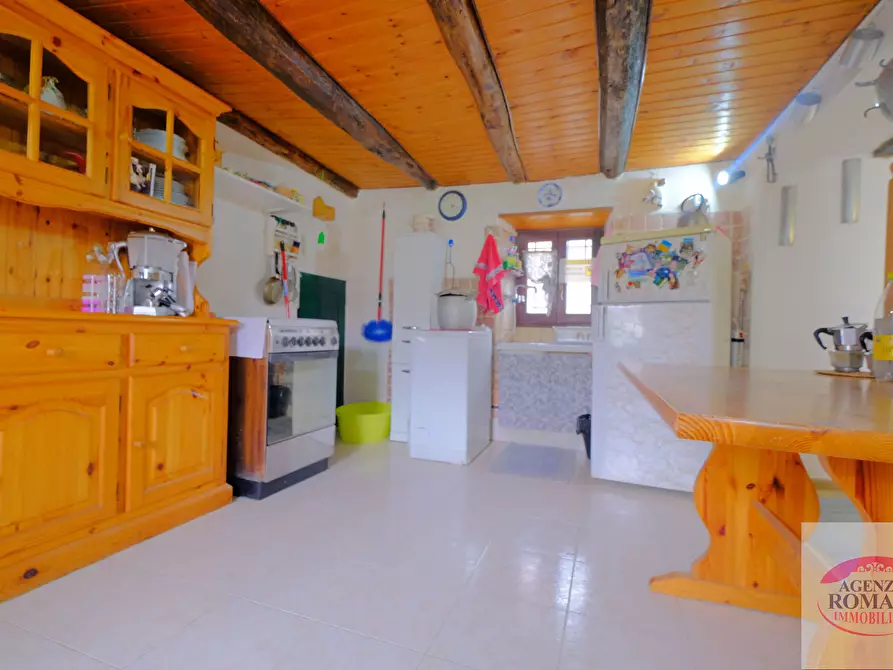 Immagine 16 di Rustico / casale in vendita  a Pareto