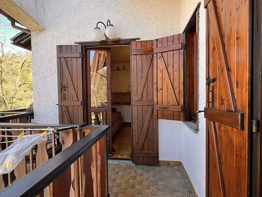 Immagine 7 di Trilocale in vendita  in Via Roma 37 a Pontinvrea