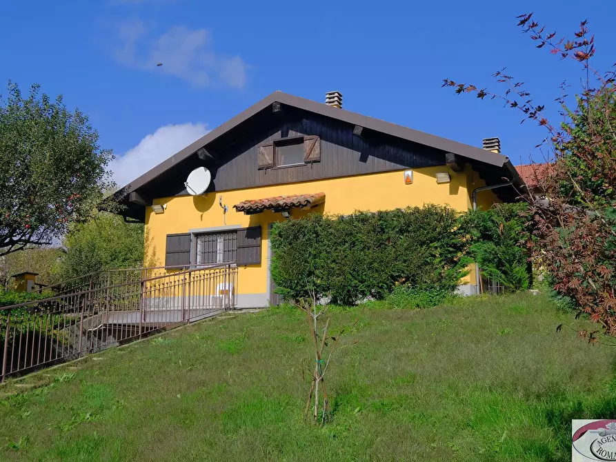 Immagine 1 di Villa in vendita  in Via Dogli 1 a Mioglia