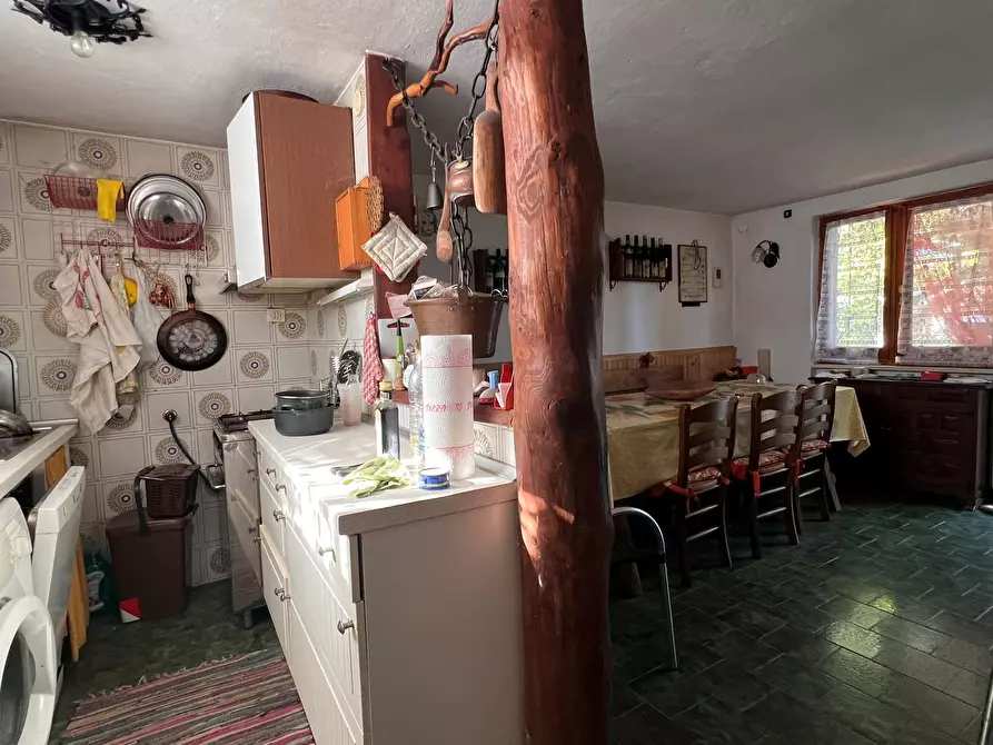 Immagine 10 di Casa trifamiliare in vendita  in località Bric Barton 186 a Ponzone