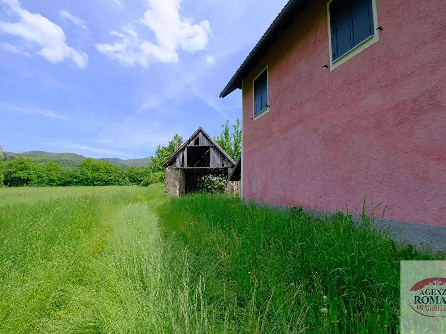 Immagine 6 di Rustico / casale in vendita  in Via dei Perrando 78 a Sassello