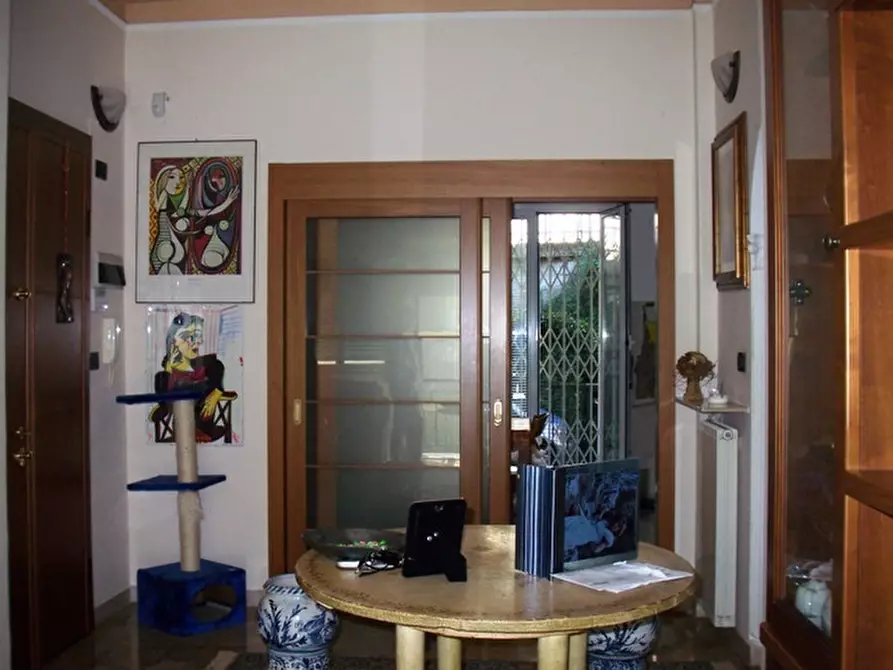Immagine 6 di Appartamento in vendita  a Genova