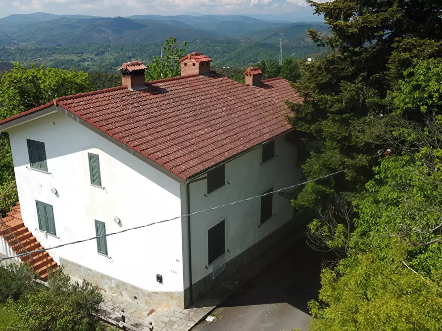 Immagine 10 di Villa in vendita  in Regione Montaldo 117 a Ponzone