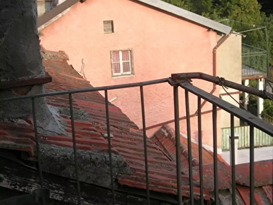 Immagine 22 di Porzione di casa in vendita  a Sassello