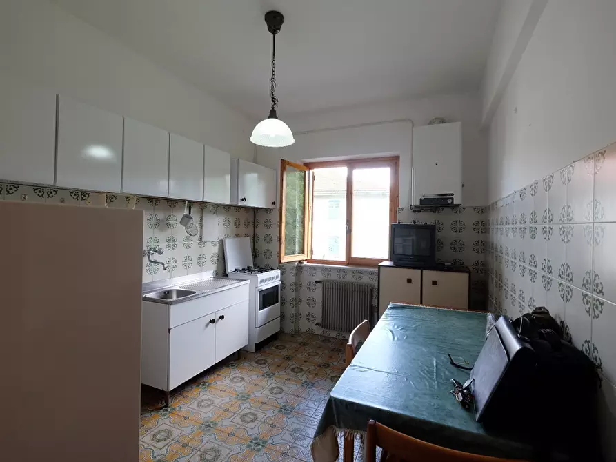 Immagine 9 di Trilocale in vendita  a Urbe