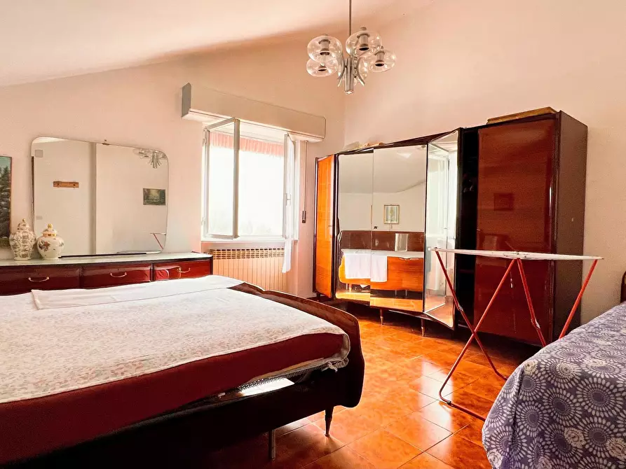 Immagine 12 di Appartamento in vendita  in Via Montà 18 a Urbe