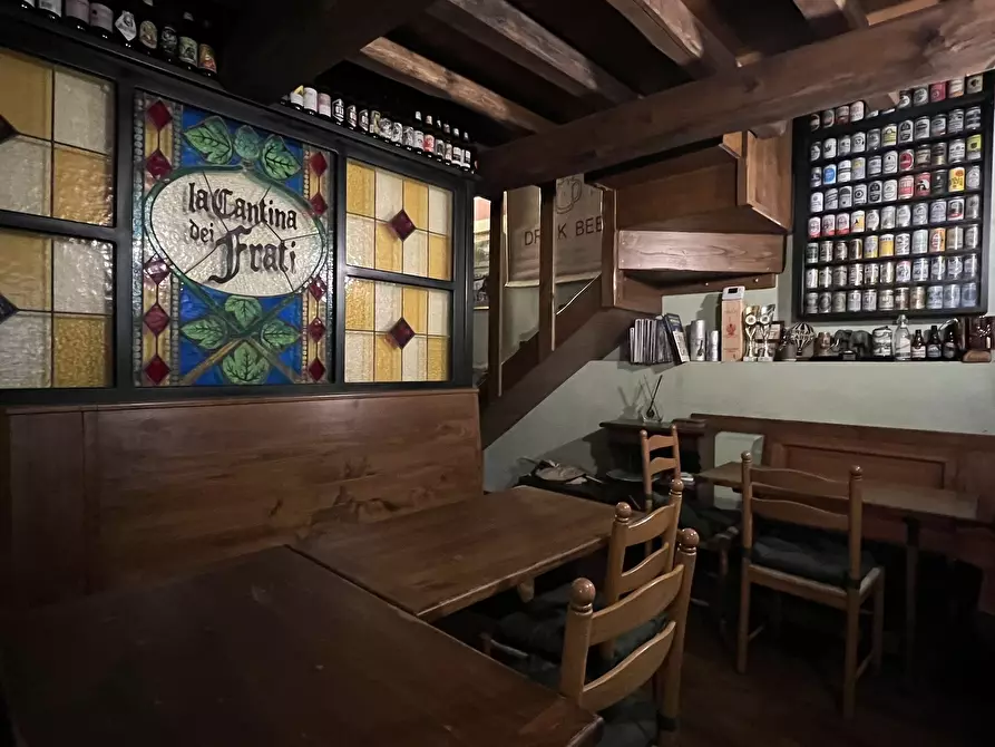 Immagine 15 di Attività commerciale in vendita  in Piazza Concezione 10 a Sassello