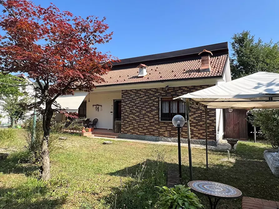 Immagine 1 di Villa in vendita  in loc isolabuona 15 a Malvicino