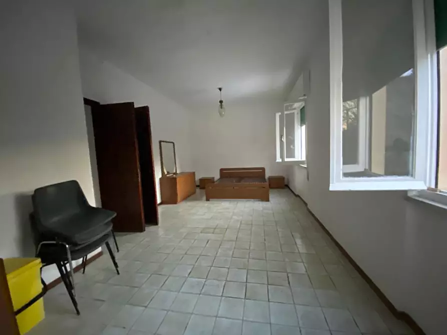 Immagine 10 di Casa trifamiliare in vendita  in via Vara Superiore 86 a Urbe