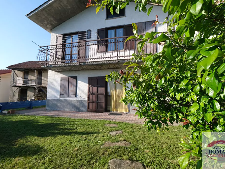 Immagine 2 di Villa in vendita  a Dego