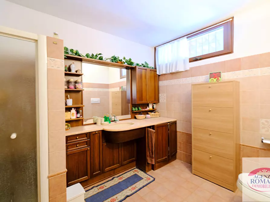 Immagine 37 di Villa in vendita  a Cassine