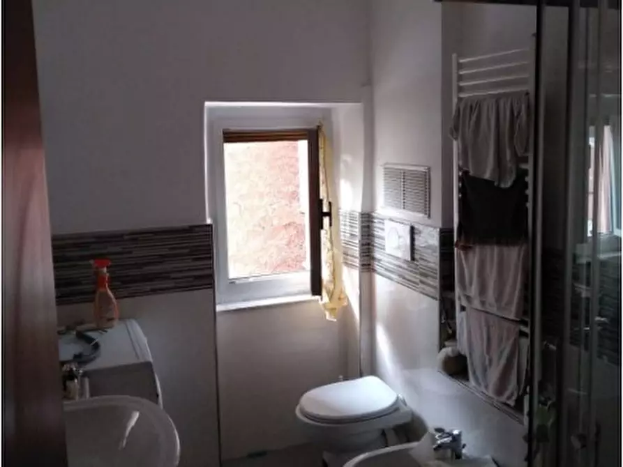 Immagine 7 di Pentalocale in vendita  in Via Renato Quartini 31 a Genova