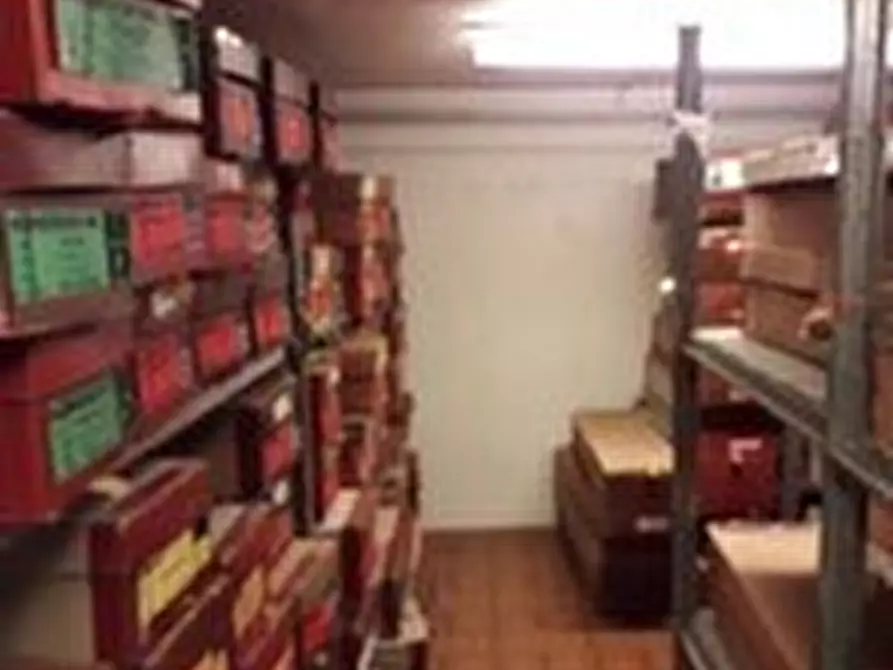 Immagine 10 di Palazzo in vendita  in Piazza Campetto 9 a Genova