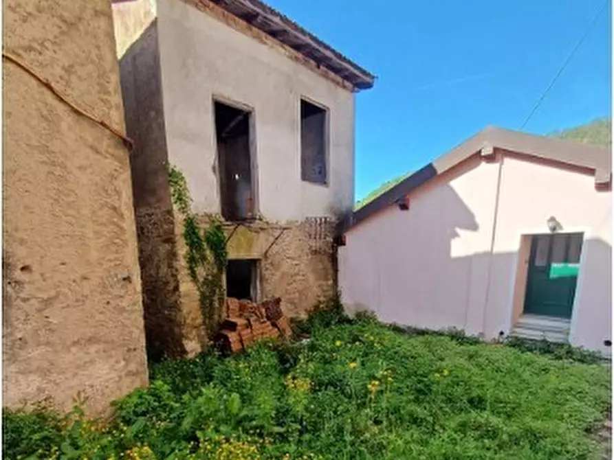 Immagine 3 di Casa indipendente in vendita  in Via Aimone Martini 85 a Bargagli