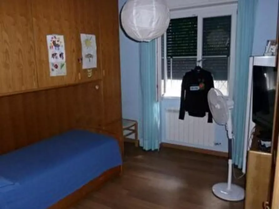 Immagine 6 di Pentalocale in vendita  in Via Domenico Carli 90 a Serra Riccò