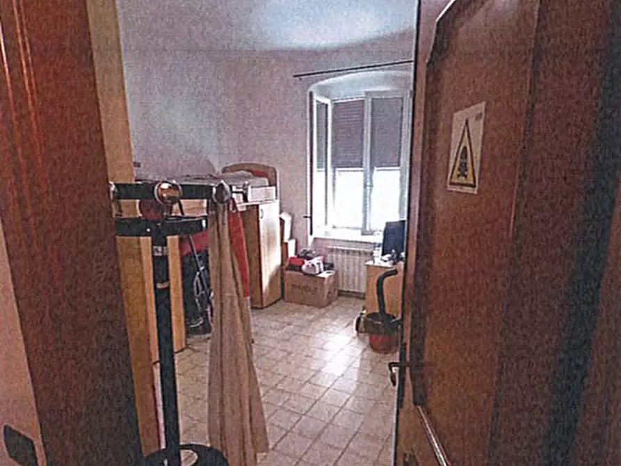 Immagine 5 di Pentalocale in vendita  in Salita Giovanni Meloni 3/15 a Genova
