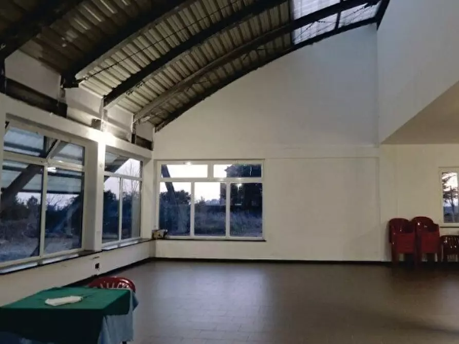 Immagine 5 di Locale commerciale in vendita  in Via Pierino Negrotto Cambiaso 67 a Genova