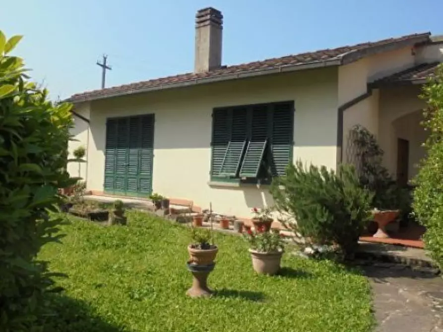 Immagine 1 di Porzione di casa in vendita  in Via Empolese 183 a San Casciano In Val Di Pesa