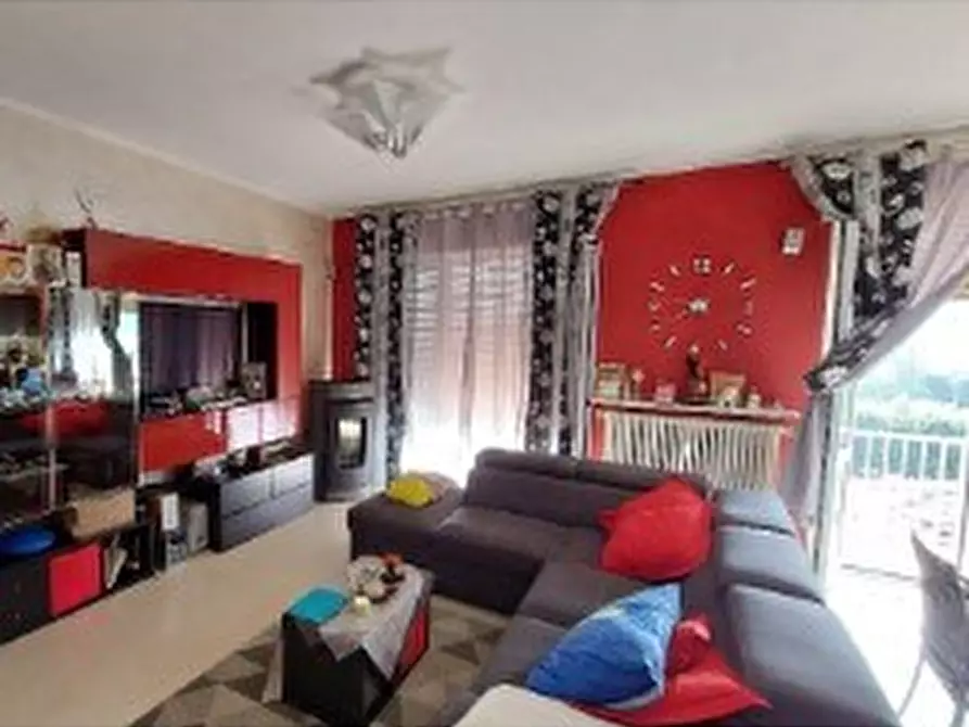 Immagine 4 di Pentalocale in vendita  in Via Luigi Einaudi 3 a Mondovì