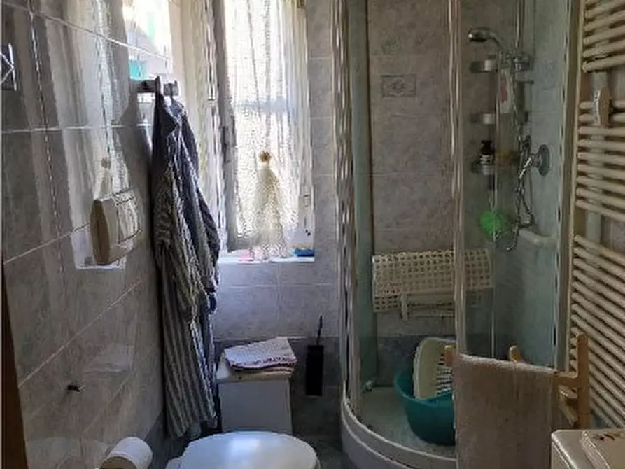 Immagine 10 di Pentalocale in vendita  in Salita Campasso di San Nicola 54 a Genova