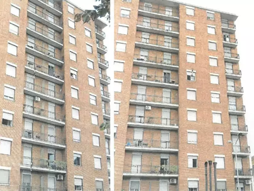 Immagine 1 di Quadrilocale in vendita  in Viale Tivoli 12 a Alessandria