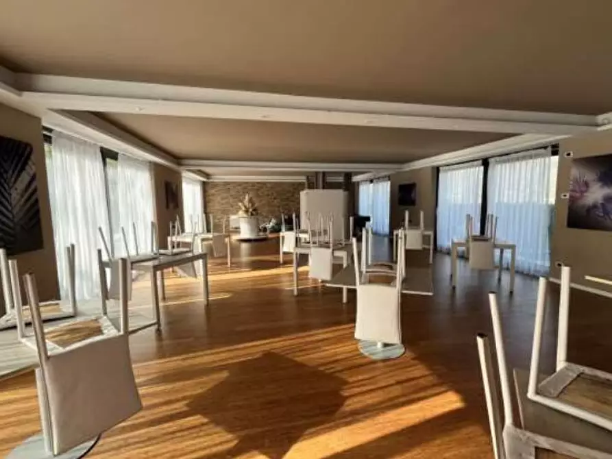 Immagine 3 di Agriturismo in vendita  in Regione Piampodazza 5 a Montechiaro D'acqui