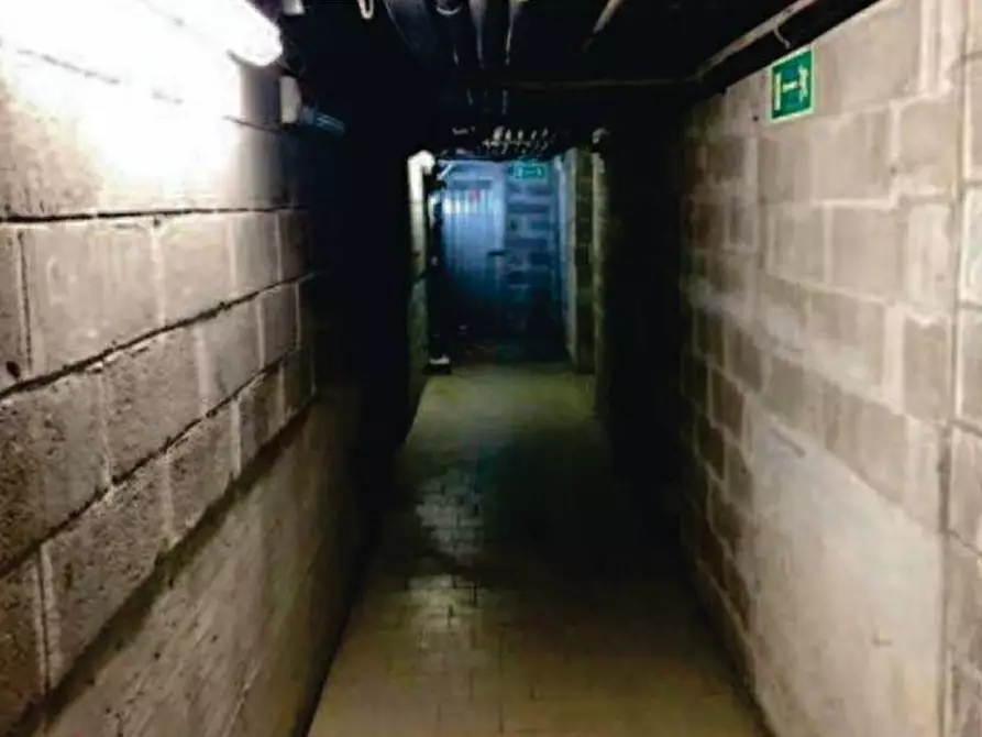 Immagine 4 di Magazzino in vendita  in Via alla Calata Marinetta 24 a Genova