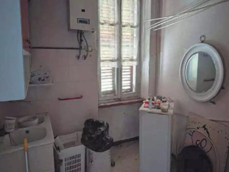 Immagine 8 di Pentalocale in vendita  in Via Torino 38 a Biella