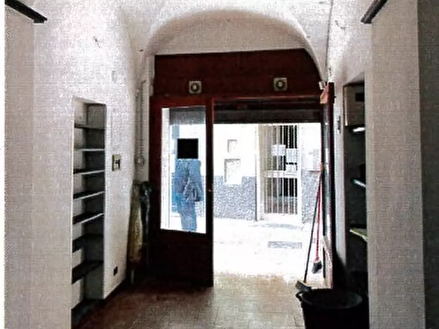 Immagine 4 di Garage in vendita  in Via Beata Chiara 10 a Genova
