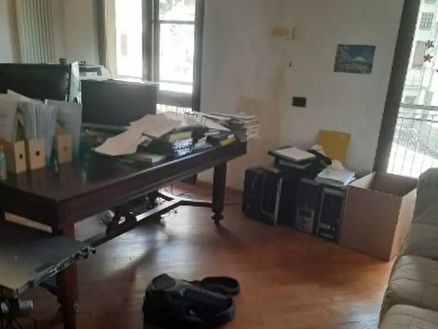 Immagine 3 di Pentalocale in vendita  in Via Cantarana 1 a La Spezia