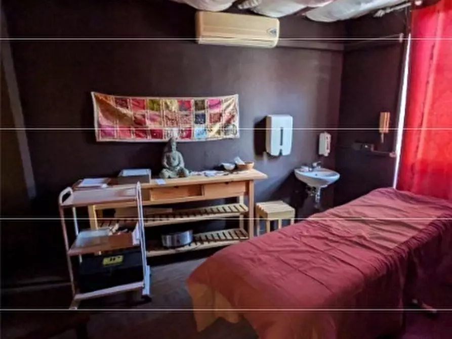 Immagine 3 di Attività commerciale in vendita  in Via Girgenti 3 a Alessandria