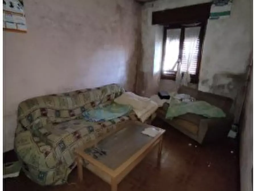 Immagine 6 di Pentalocale in vendita  in Via Unico 3 a Gozzano