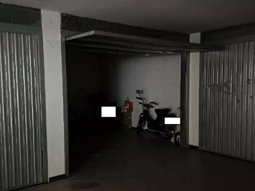 Immagine 6 di Garage in vendita  in Via Nicola Fabrizi 88 R a Genova