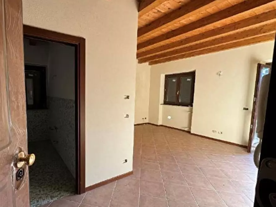 Immagine 1 di Trilocale in vendita  in Via Papa Giovanni XXIII 4 a Mignanego