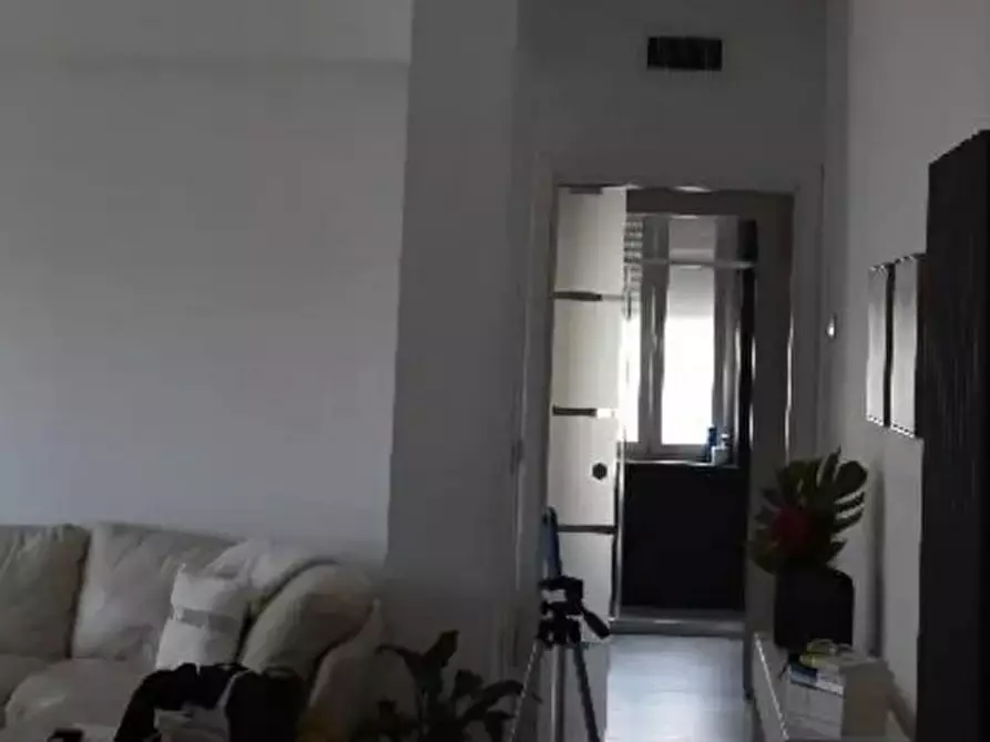 Immagine 6 di Pentalocale in vendita  in Via Aurelia 87 a Camporosso